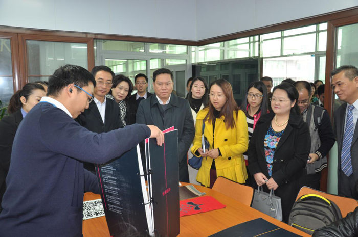 東莞市委常委、宣傳部部長潘新潮一行蒞臨常平科技園參觀交流