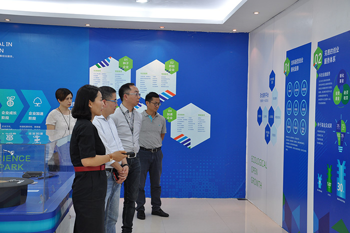 香港馮氏集團利豐采購管理有限公司來訪常平科技園(國家級科技企業(yè)孵化器) 香港馮氏集團利豐采購管理有限公司來訪常平科技園(國家級科技企業(yè)孵化器)