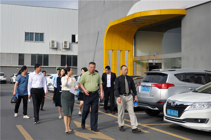 江蘇省泰州市新能源產業園區一行蒞臨東科集團參觀交流 江蘇省泰州市新能源產業園區一行蒞臨東科集團參觀交流