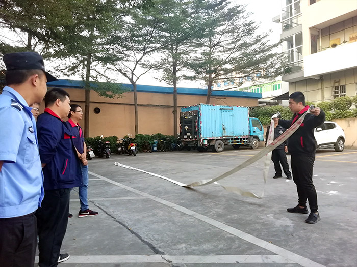 回顧丨防患于未然, 東科集團(tuán)東盈物業(yè)組織開展消防安全知識(shí)培訓(xùn) 回顧丨防患于未然, 東科集團(tuán)東盈物業(yè)組織開展消防安全知識(shí)培訓(xùn)